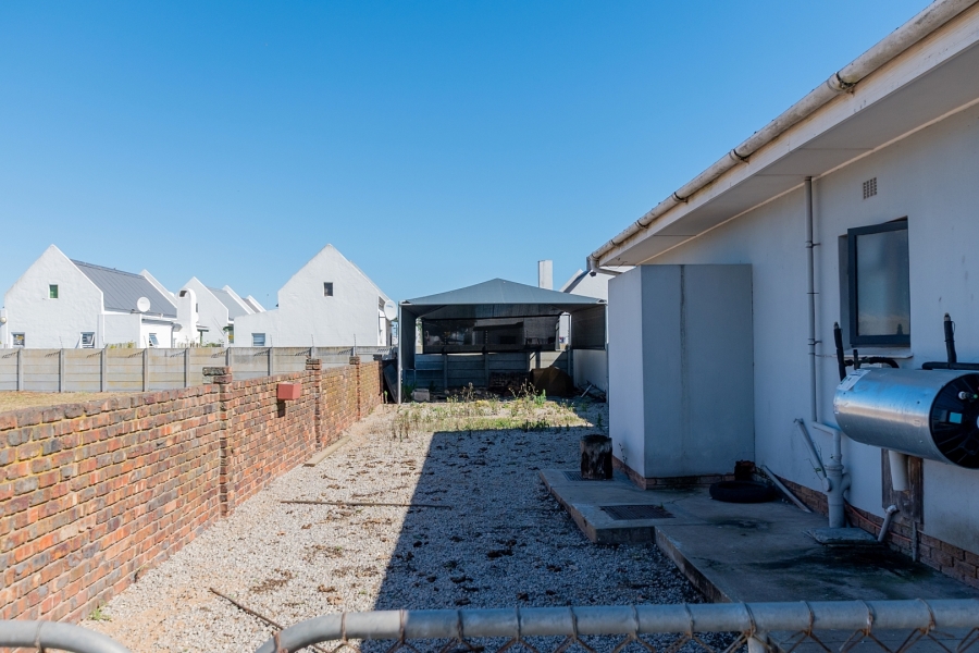 4 Bedroom Property for Sale in Laaiplek Western Cape